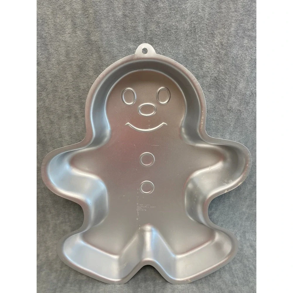 Vintage 1985 Gingerbread Man Cake‎ Pan Christmas Baking Holiday Cookie Wilson